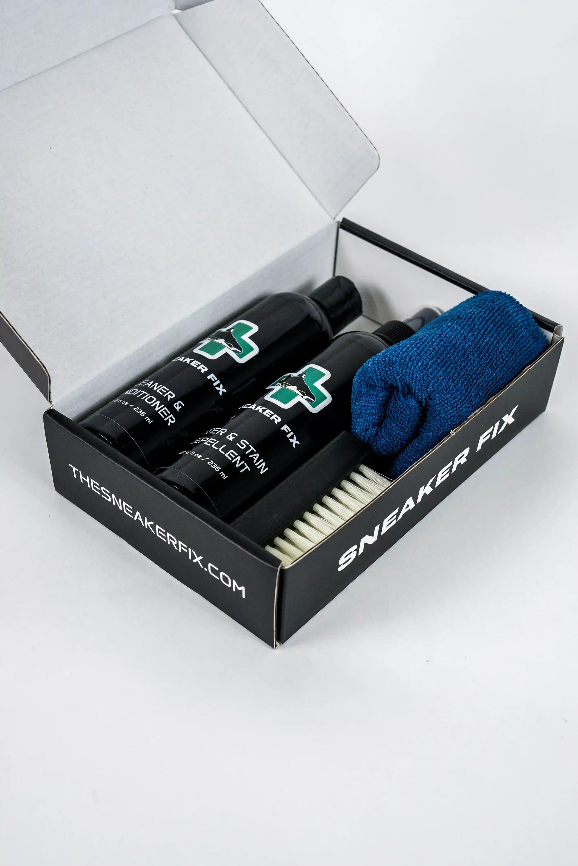 AID & PROTECT Shoe Cleaner Kit - Ultimate Shoe Cleaning & Care Solution