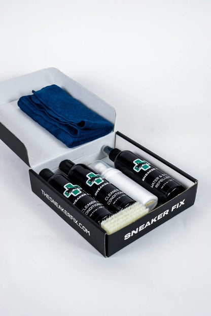 PREMIUM SHOE CLEANER - COMPLETE AID KIT